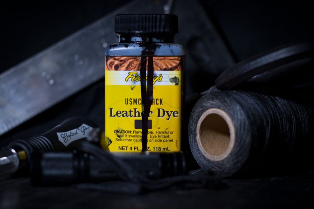 how to dye leather