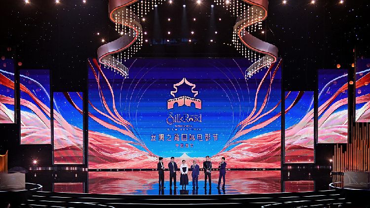 The 9th Silk Road International Film Festival (SRIFF) came to an end on Tuesday in Xi'an, Shaanxi, with the winners of the highly anticipated "Golden Silk Road Awards" being announced at the closing ceremony. 1,598 films from 90 different countries and regions entered the competition this year. The film "Close," a co-production between The biggest winners were Belgium, the Netherlands, and France, who each took home two prestigious prizes in the categories of Best Film and Best Director. "Close," a film about friendship and responsibility between two little boys, is directed by Lukas Dhont, and written by Dhont and Angelo Tijssens, reteaming after their first feature film "Girl" (2018). Eden Dambrine, Gustav de Waele, Emilie Dequenne, and Léa Drucker are the movie's stars. "Close" premiered in May 2022 and will bring the Cannes Film Festival. In addition to the traditional programs such as the fine film exhibition and film forums, the SRIFF also featured a special program called "Film and the City" — a film shooting location promotion. The film location economy is anticipated to give China's film and cultural tourism industries new impetus by nurturing and forming a number of outstanding film location destinations and creating a platform for resource sharing in that sector. The goal of the SRIFF, which was established in 2014, has been to support the growth of the Chinese audiovisual industry while fostering cultural exchange and cooperation among nations along the Belt and Road routes. Reference: https://news.cgtn.com/news/2023-01-04/9th-Silk-Road-International-Film-Festival-concludes-with-awards-1gjZjPd3hSg/index.html