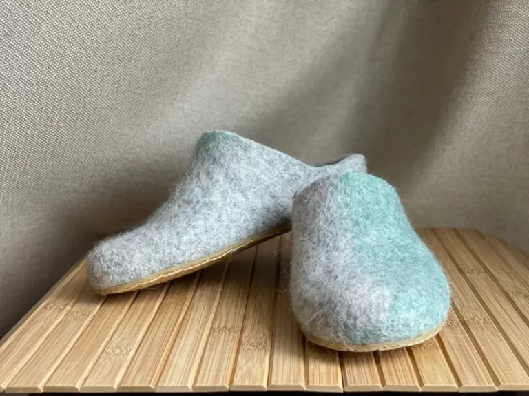 6 Best Wool Slippers in 2023: Make Your Feet Dry