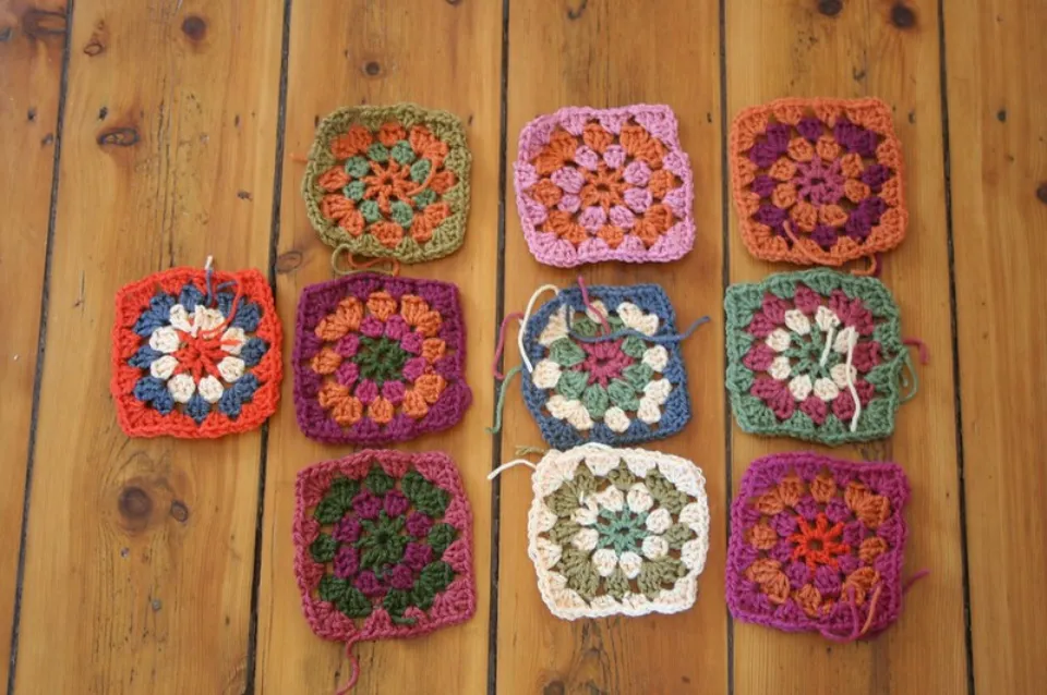 How Many Granny Squares to Make a Blanket?