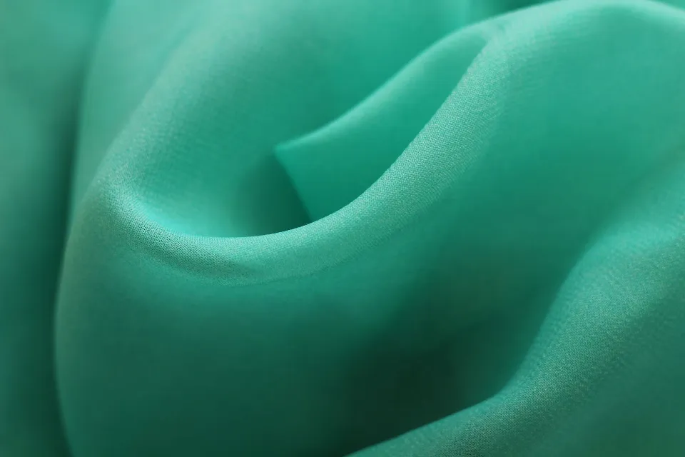 Is Polyester Soft? What Does Polyester Feel Like?