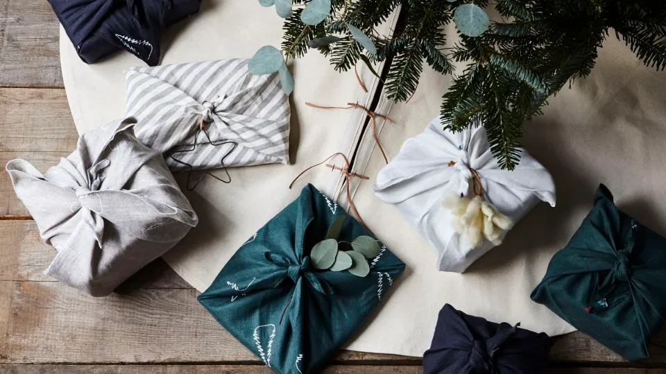 Make Decorative Gift Paper