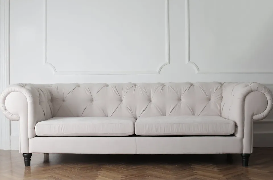 How to Clean a Polyester Fabric Couch? 4 Methods & Tips