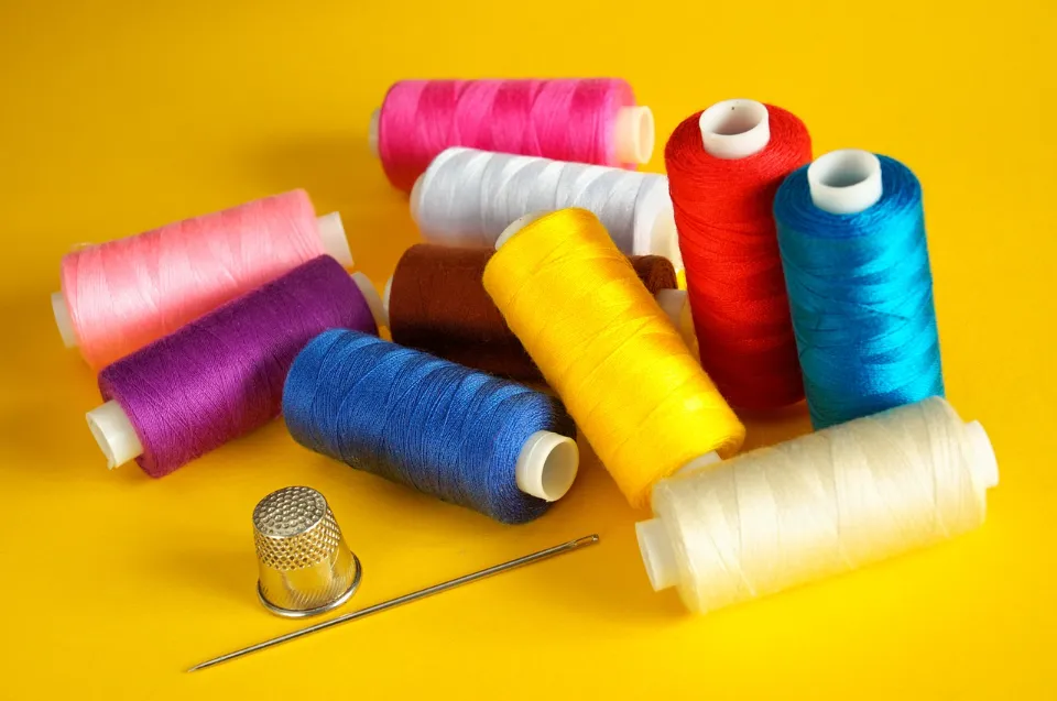 How to Dye Nylon Fabric: 6 Ways & Steps