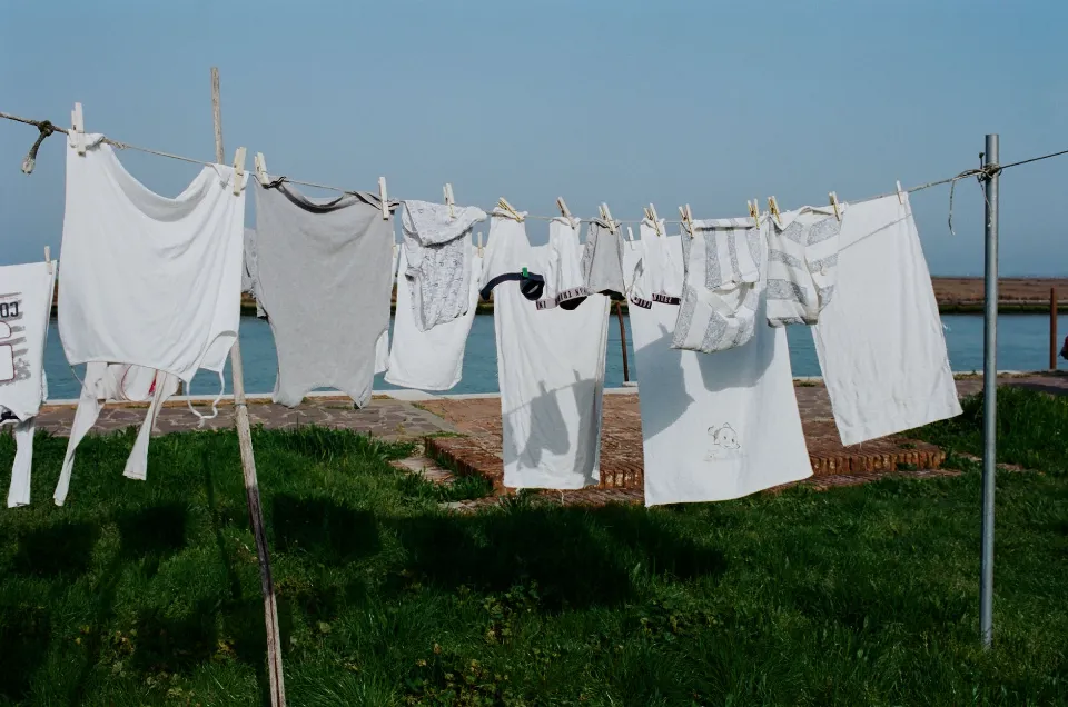 How Long Does It Take to Dry Clothes? Full Guide
