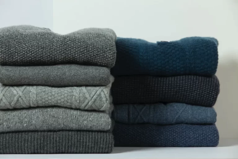 How to Store Cashmere Sweaters? Make Them Last Longer