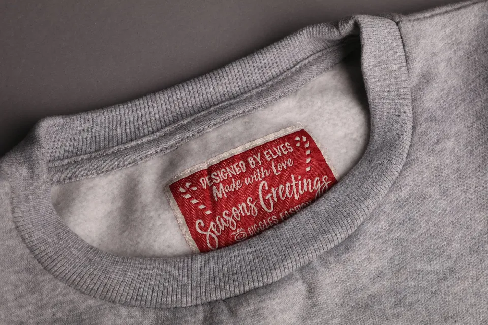 How to Design Tags for Clothing? a Beginner's Guide