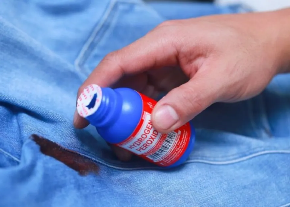 How to Get Blood Out of Denim? Fresh & Dried Blood Stains
