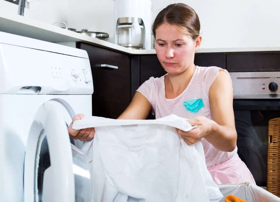 How Do You Rewash Clothes Left in a Washer?