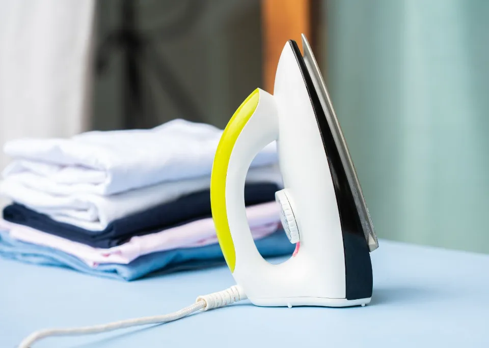 How to Iron Polyester? Tips for Ironing Polyester