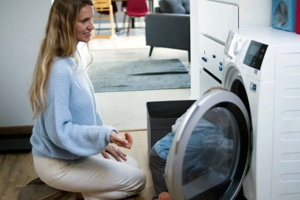 Is It Better to Air Dry Or Use a Clothes Dryer? Air Dry Vs. Tumble Dry
